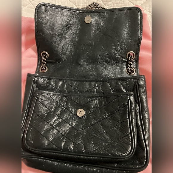 YSL Saint Laurent Niki Medium Chain Bag In Crinkled Vintage Leather-DARK GREEN - Picture 9 of 11